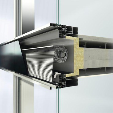 Julkisivuun integroitu SFC 85 auringonsuoja CTB